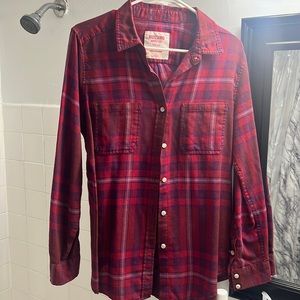 Mossimo size medium boyfriend fit, flannel plaid shirt. Red and purple.
